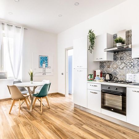 Bacoli House Deluxe - Central & Elegant Design 외부 사진